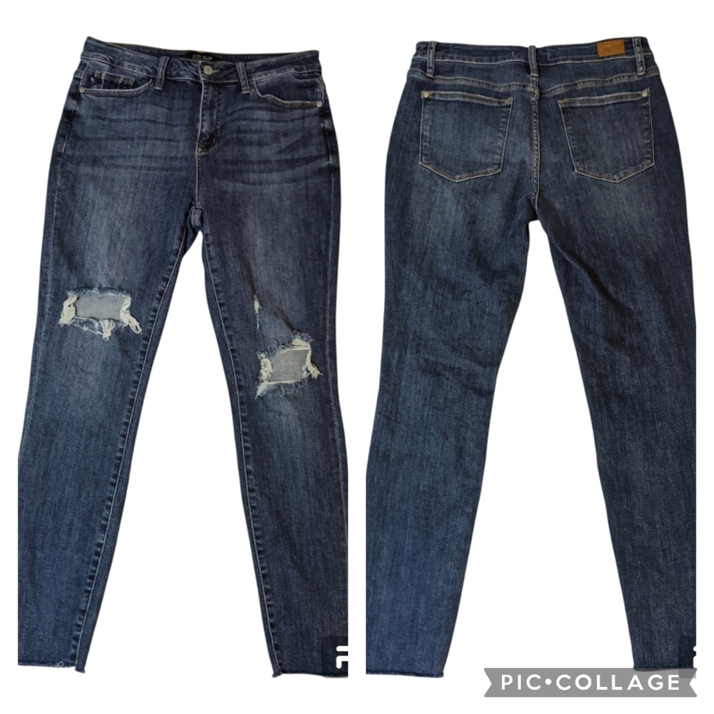 Judy Blue Distressed Skinny Fit Jeans Dark Wash Raw Hem Actual Waist 31" X 27"